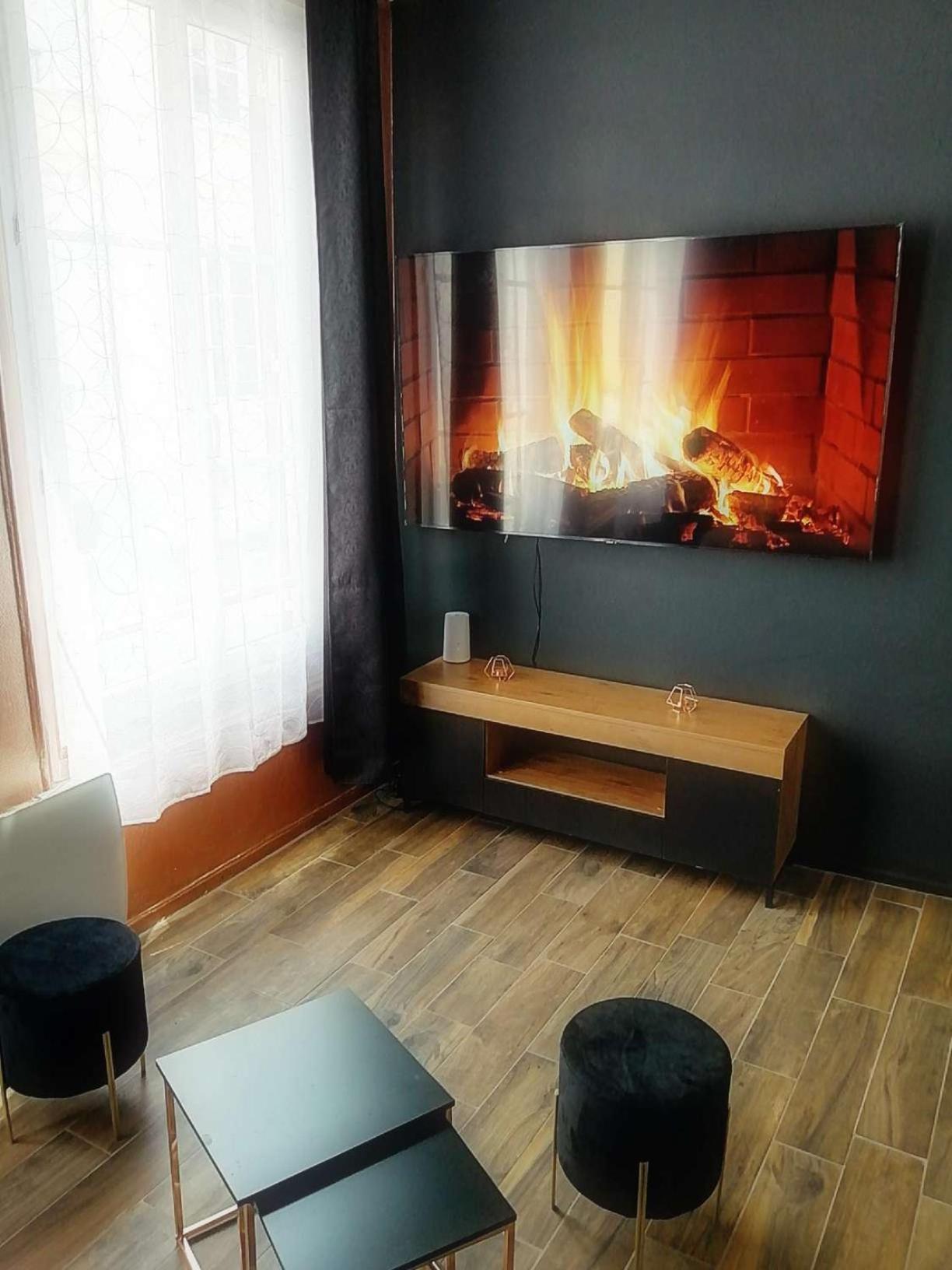 Appartement Avec Balneo Et Sauna Privatif - Le Rose Cuivre Troyes Kültér fotó